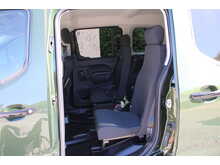 Peugeot Rifter Allure Allied Horizon RE 4 setas plus one wheelchair car