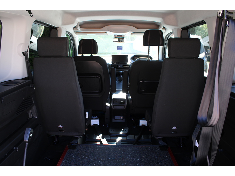 Peugeot Allure Allied Horizon RE 4 setas plus one wheelchair car 1.5 5dr WAV Manual Diesel