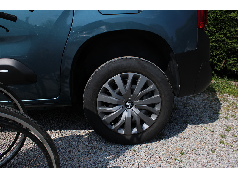 Citroen HDi Plus (M) Automotive Group Wheel chair access converted car 1.5 5dr WAV Manual Diesel
