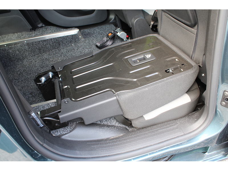 Citroen HDi Plus (M) Automotive Group Wheel chair access converted car 1.5 5dr WAV Manual Diesel