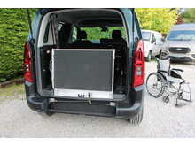Citroen Berlingo HDi Plus (M) Automotive Group Wheel chair access converted car