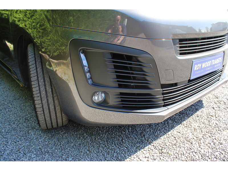 Citroen HDi Feel XL Automotive Group TWIN wheelchair access car 1.5 5dr WAV Manual Diesel