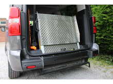 Citroen SpaceTourer HDi Feel XL Automotive Group TWIN wheelchair access car