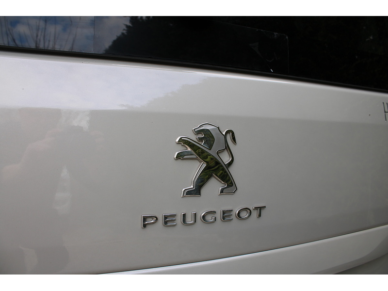 Peugeot Allure PureTech Petrol Auto Allied Horizon RS 5 seats plus one wheelchair 1.2 5dr WAV Automatic Petrol