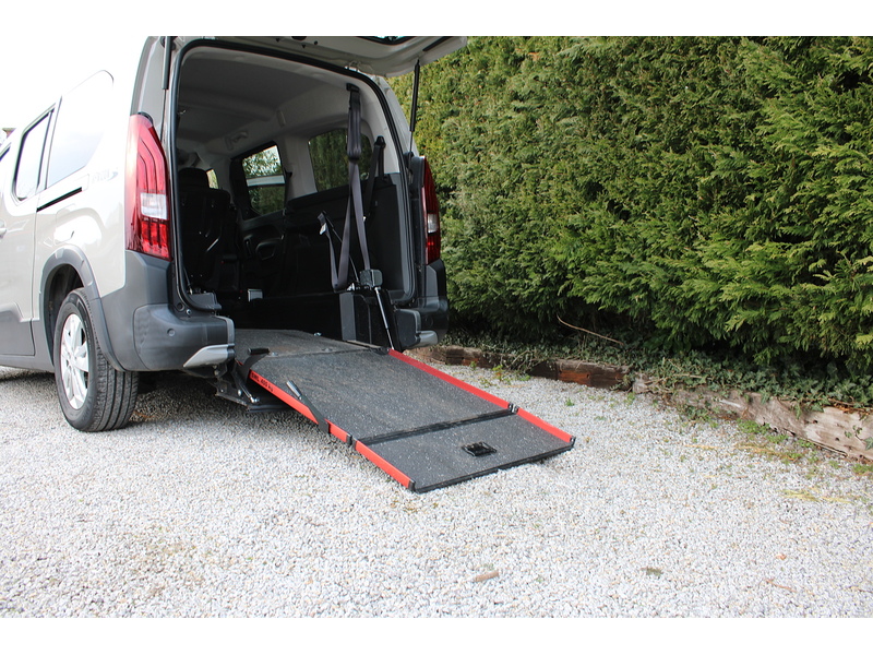 Peugeot Allure PureTech Petrol Auto Allied Horizon RS 5 seats plus one wheelchair 1.2 5dr WAV Automatic Petrol