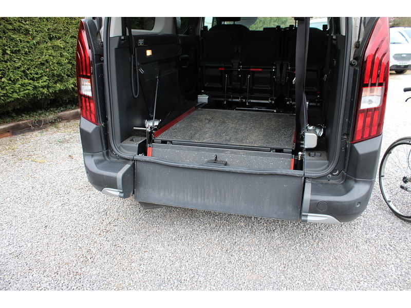 Peugeot Allure PureTech Petrol Auto Allied Horizon RS 5 seats plus one wheelchair 1.2 5dr WAV Automatic Petrol