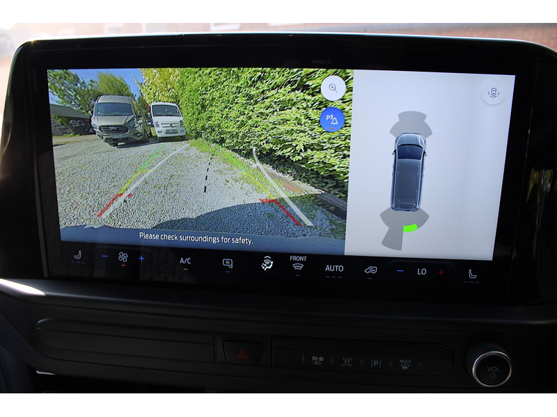 Ford 320 Duratec L1 H1 Limited Petrol Plug-in Hybrid 2.5 5dr medium van Automatic Petrol Plug-in Hybrid