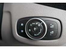 Ford Grand Tourneo Connect Allied Mobility Grand Freedom