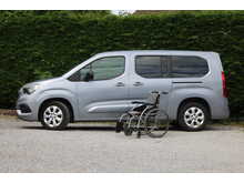 Vauxhall Combo Life Petrol Automatci Wheelchair access car - Gowrings mobility converted