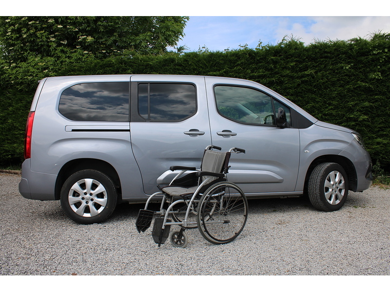 Vauxhall Petrol Automatic Wheelchair access car - Gowrings mobility converted 1.2 5dr WAV Automatic Petrol