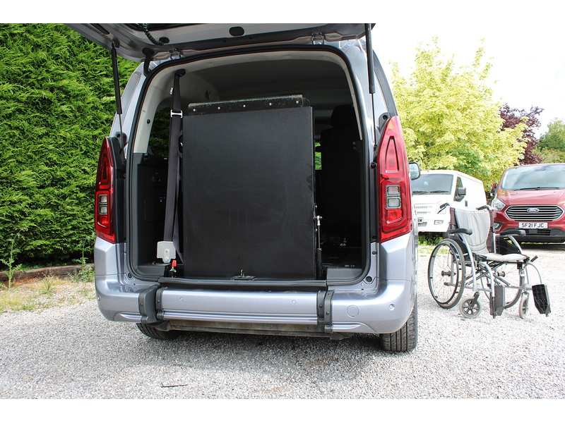 Vauxhall Petrol Automatic Wheelchair access car - Gowrings mobility converted 1.2 5dr WAV Automatic Petrol