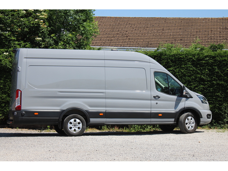 Ford 350 L4 H3 Limited 165ps Euro 6 - Large Cube diesel van 2.0 5dr large van Manual Diesel
