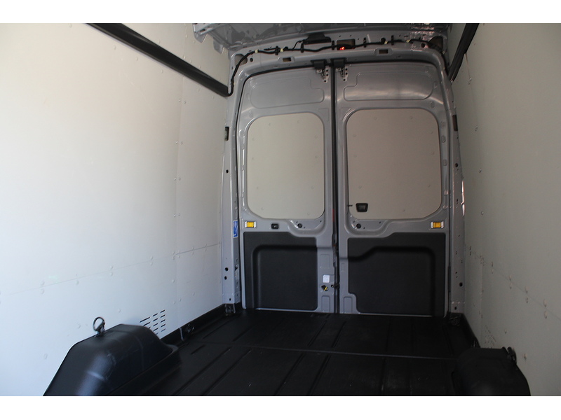 Ford 350 L4 H3 Limited 165ps Euro 6 - Large Cube diesel van 2.0 5dr large van Manual Diesel