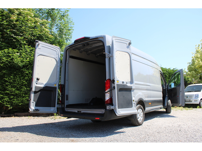 Ford 350 L4 H3 Limited 165ps Euro 6 - Large Cube diesel van 2.0 5dr large van Manual Diesel
