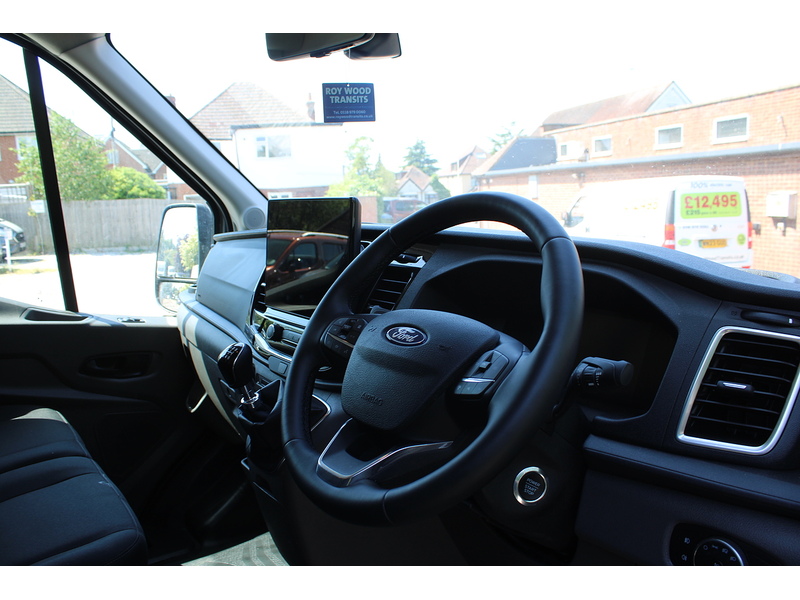 Ford 350 L4 H3 Limited 165ps Euro 6 - Large Cube diesel van 2.0 5dr large van Manual Diesel