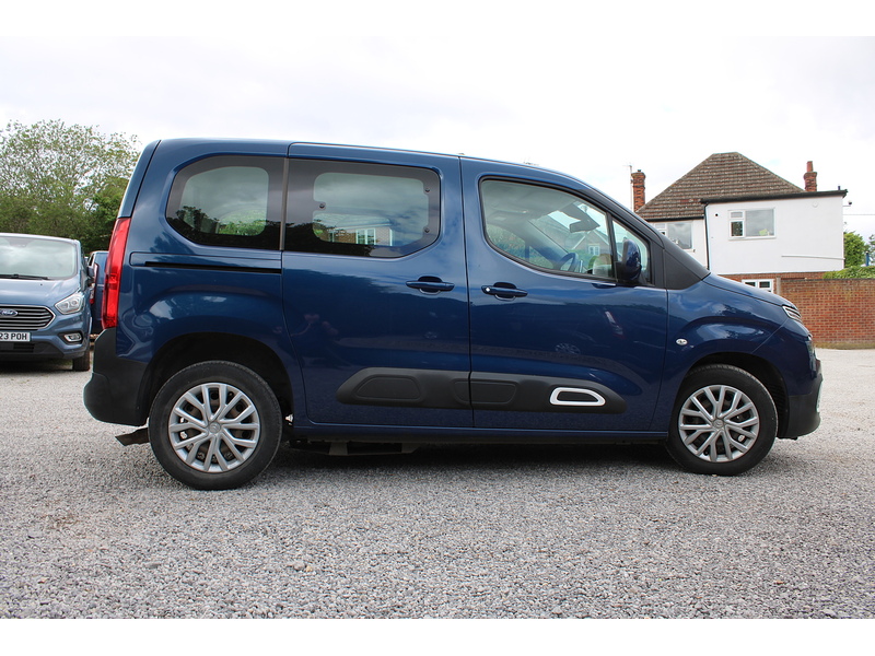 Citroen Feel GM Coachworks Blaze Wheelchair acces car 1.5 5dr WAV Manual Diesel
