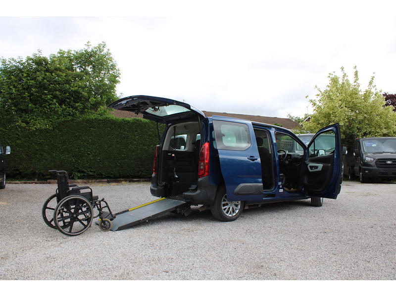 Citroen Feel GM Coachworks Blaze Wheelchair acces car 1.5 5dr WAV Manual Diesel