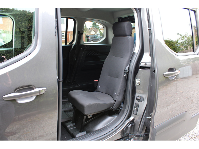 Peugeot Allied Horizon RE Automatic - Super low miles and condition 1.5 5dr WAV Automatic Diesel