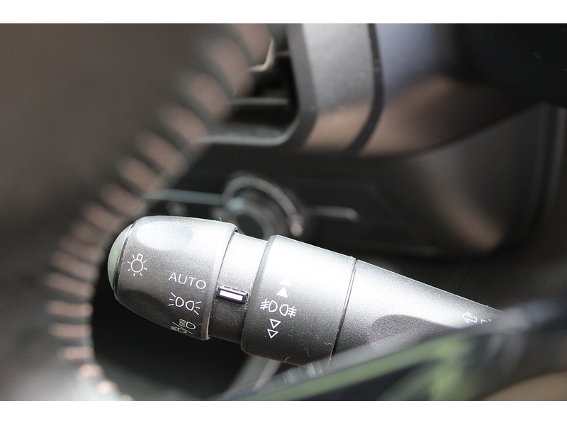 Peugeot Auto PureTech Allure Allied Horizon RS - 5 seats plus one wheelchair 1.2 5dr WAV Automatic Petrol