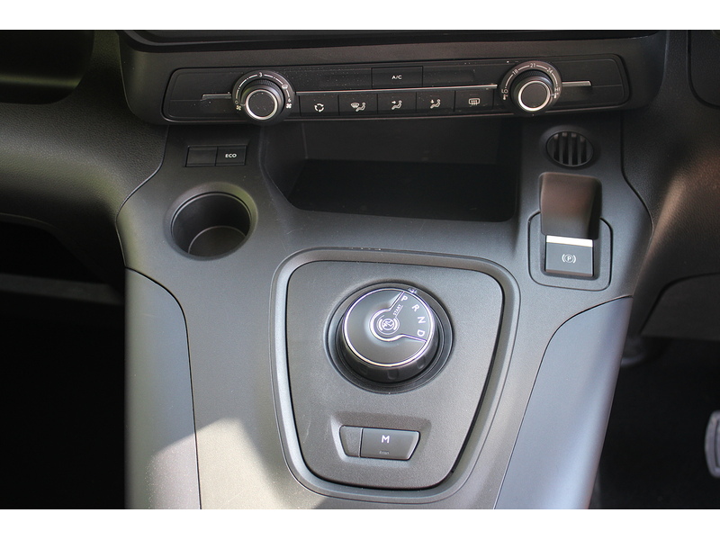 Peugeot Auto PureTech Allure Allied Horizon RS - 5 seats plus one wheelchair 1.2 5dr WAV Automatic Petrol