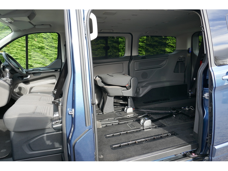 Ford Allied Independence RS 3 + 3 plus one wheelchair 2.0 5dr WAV Manual Diesel