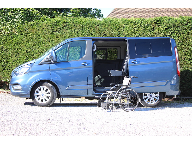 Ford GM Coachworks Quantum - LOW FLOOR IDEAL FOR TALLER WHEELCHAIRS 2.0 5dr wav Automatic Diesel