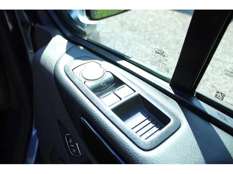 Ford GM Coachworks Quantum - LOW FLOOR IDEAL FOR TALLER WHEELCHAIRS 2.0 5dr wav Automatic Diesel