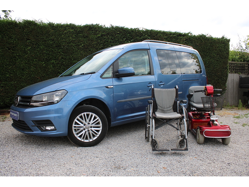 Volkswagen AUTOMATIC Allied Vista - 5 seats plus one wheelchair/scooter 2.0 5dr WAV Automatic Diesel