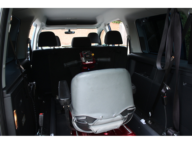 Volkswagen AUTOMATIC Allied Vista - 5 seats plus one wheelchair/scooter 2.0 5dr WAV Automatic Diesel