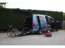 Volkswagen Caddy Maxi Life AUTOMATIC Allied Vista - 5 seats plus one wheelchair/scooter