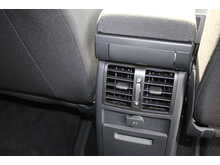 Volkswagen Caddy Maxi Life AUTOMATIC Allied Vista - 5 seats plus one wheelchair/scooter