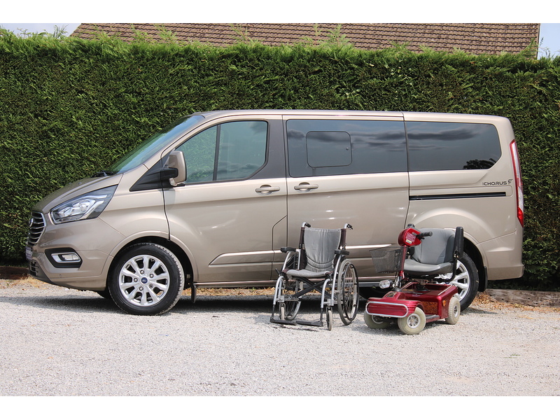 Ford GM Chorus - Auto 5 seats plus one wheelchair - RARE Single passenger seat 2.0 5dr WAV Automatic Diesel