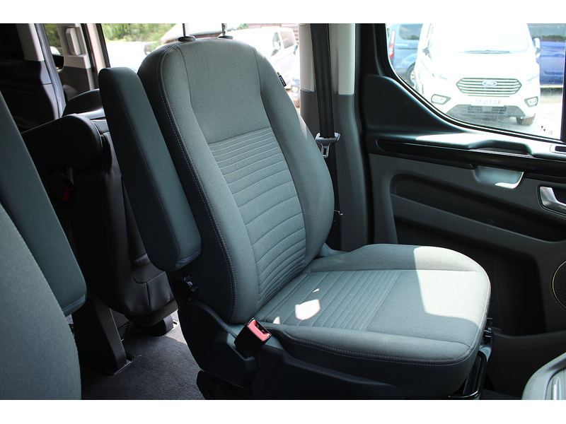 Ford GM Chorus - Auto 5 seats plus one wheelchair - RARE Single passenger seat 2.0 5dr WAV Automatic Diesel