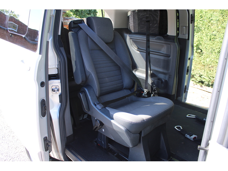 Ford McMeel Freestyle 4 seat wheelchair access car 2.0 5dr WAV Manual Diesel