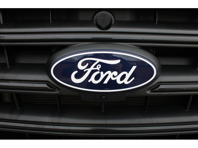 Ford 350 L3 H2 Limited 165ps - 8 speed Automatic 2.0 5dr large van Automatic Diesel