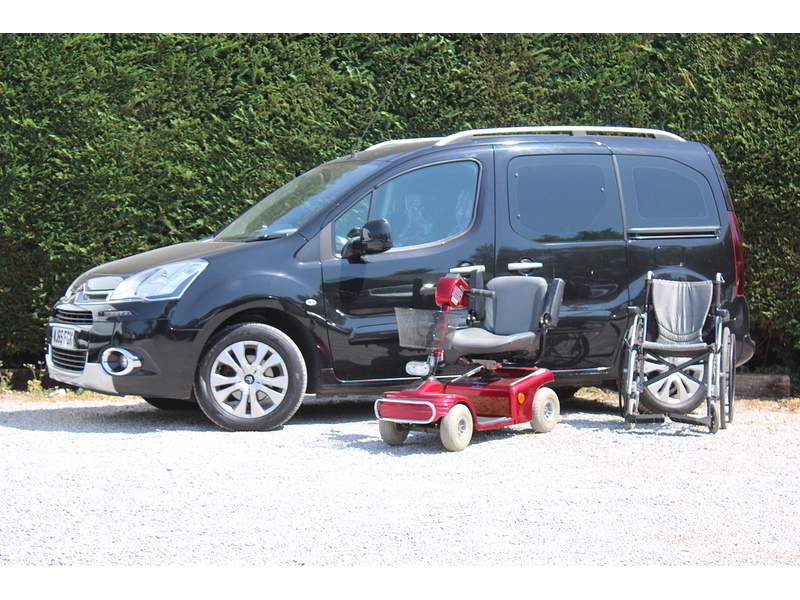 Citroen Plus 1.6D GM Coachworks Blaze Wheelchair access car - Super value & condition 1.6 5dr WAV Manual Diesel