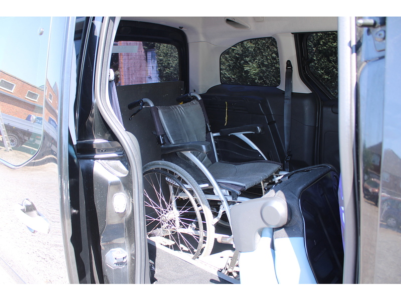 Citroen Plus 1.6D GM Coachworks Blaze Wheelchair access car - Super value & condition 1.6 5dr WAV Manual Diesel