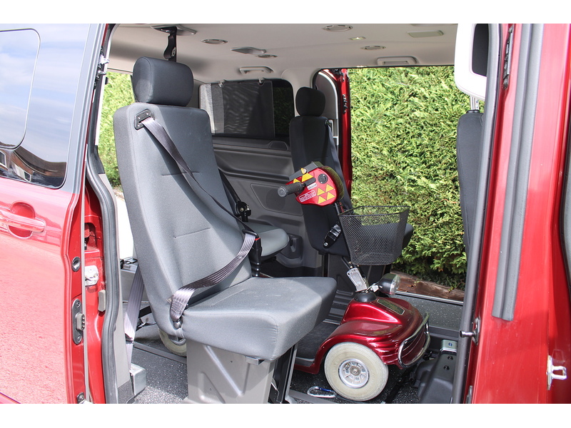 Ford Alled Independence RE - Low floor wheelchair car - Super looking in Red 2.0 5dr WAV Manual Diesel
