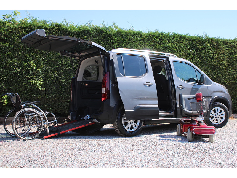 Peugeot Allied Horizon RE Wheelchair - Scooter access car - Super value for money 1.5 5dr wav Manual Diesel