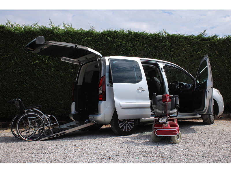 Peugeot Tepee 1.6 HDI Allied Horizon SE 4 seats plus one wheelchair 1.6 5dr WAV Manual Diesel