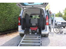 Peugeot Partner Tepee Tepee 1.6 HDI Allied Horizon SE 4 seats plus one wheelchair