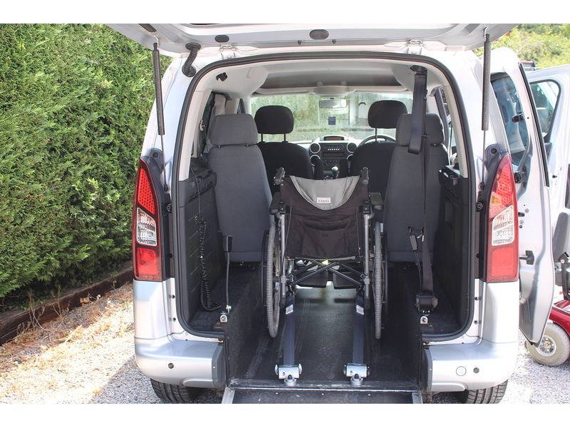 Peugeot Tepee 1.6 HDI Allied Horizon SE 4 seats plus one wheelchair 1.6 5dr WAV Manual Diesel