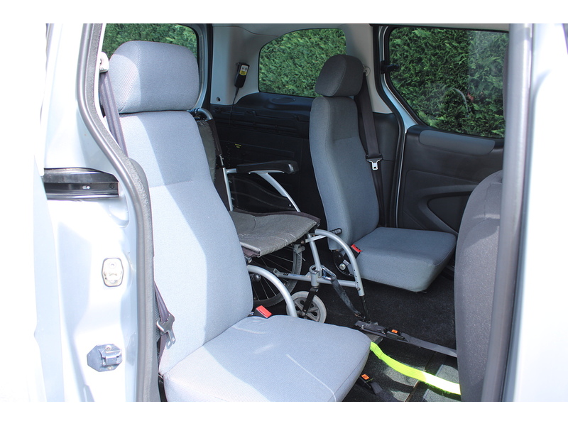 Peugeot Tepee 1.6 HDI Allied Horizon SE 4 seats plus one wheelchair 1.6 5dr WAV Manual Diesel