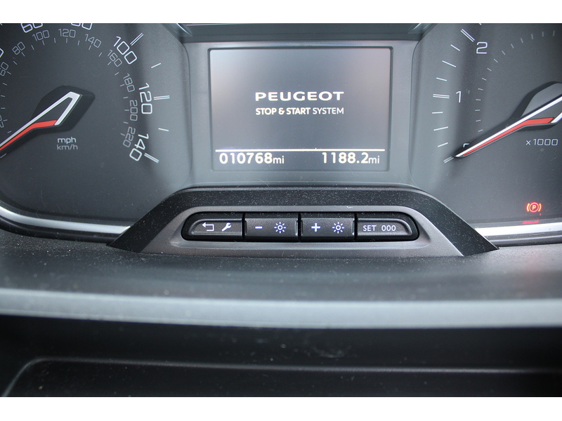Peugeot Allure Allied Horizon RE 3 seats plus one wheelchair car - low miles - great condition 1.5 5dr WAV Manual Diesel