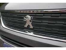 Peugeot Rifter Allure Allied Horizon RE 3 seats plus one wheelchair car - low miles - great condition