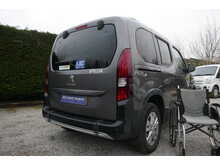 Peugeot Rifter Allure Allied Horizon RE 3 seats plus one wheelchair car - low miles - great condition