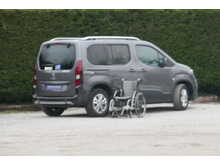 Peugeot Rifter Allure Allied Horizon RE 3 seats plus one wheelchair car - low miles - great condition