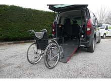Peugeot Rifter Allure Allied Horizon RE 3 seats plus one wheelchair car - low miles - great condition