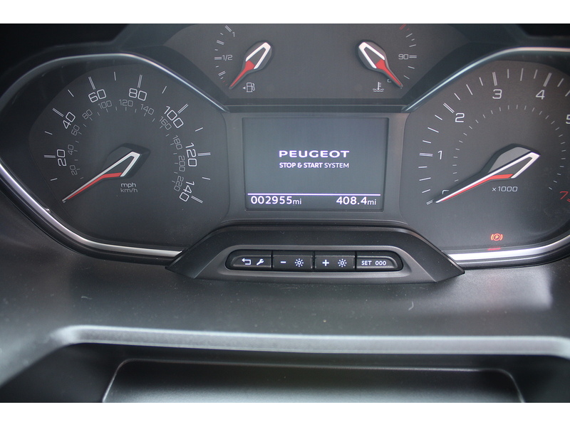 Peugeot Allure - Allied Horizon RE wheelchair car - 6 speed manual - rear park camera - low miles 1.5 5dr WAV Manual Diesel