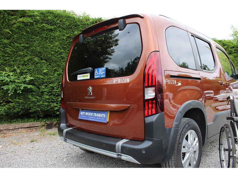 Peugeot Allure - Allied Horizon RE wheelchair car - 6 speed manual - rear park camera - low miles 1.5 5dr WAV Manual Diesel